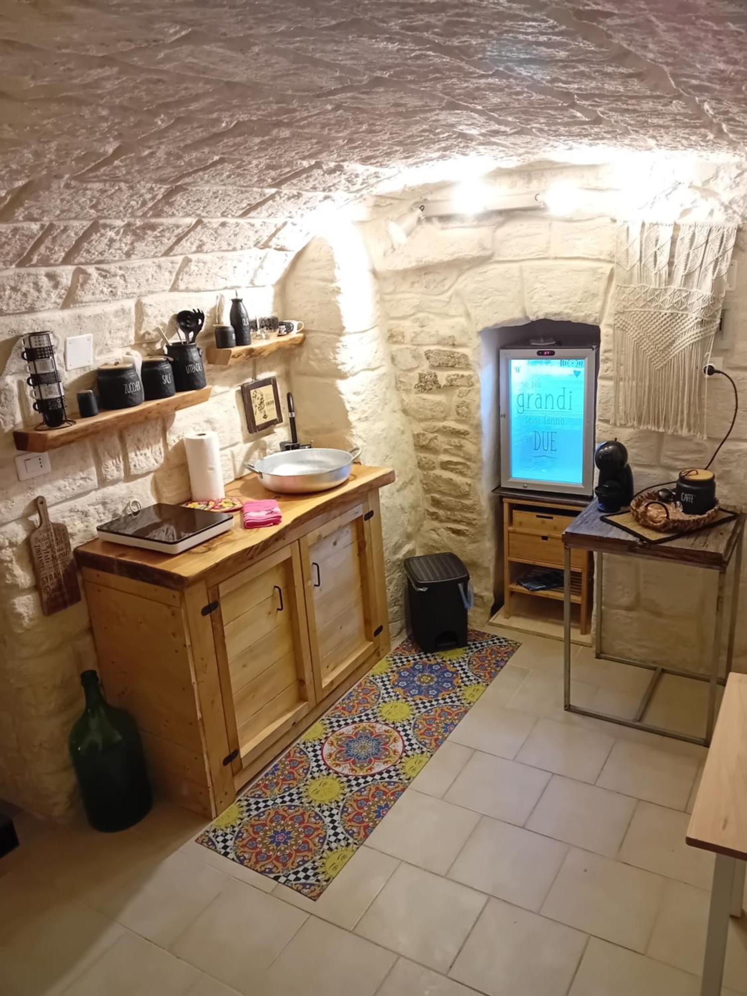 B & B La Grotta Bisceglie Buitenkant foto