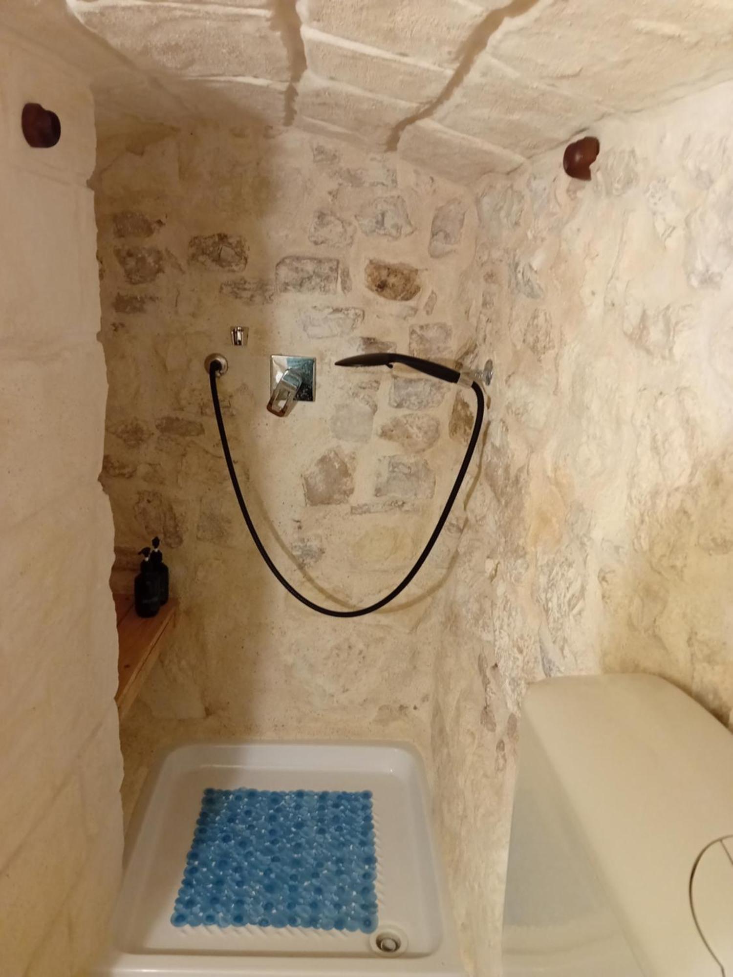 B & B La Grotta Bisceglie Buitenkant foto